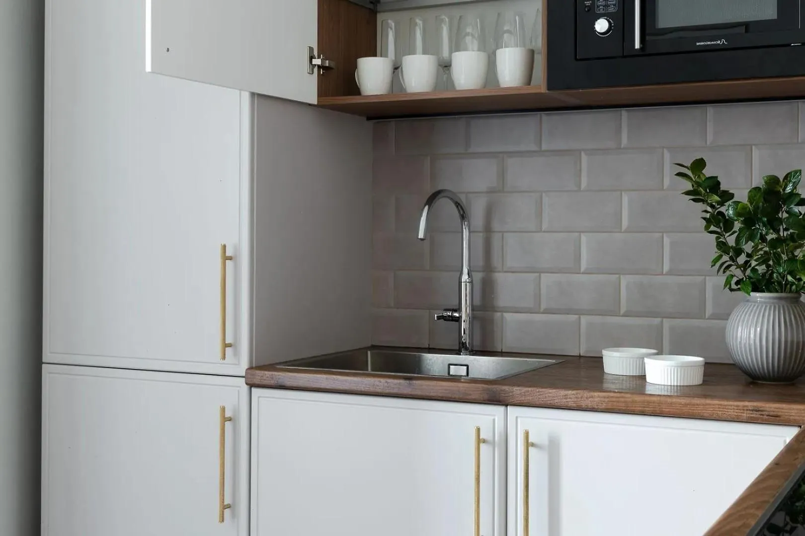 Light And Modern Place Apartment Brussels